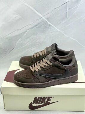 Air Jordan 1 Low OG"Travis Scott - Velvet Brown"